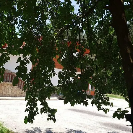 فندق Хотел Сакар 2*